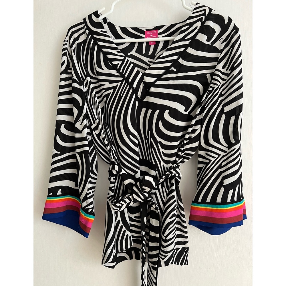 Trina Turk top size Medium zebra print